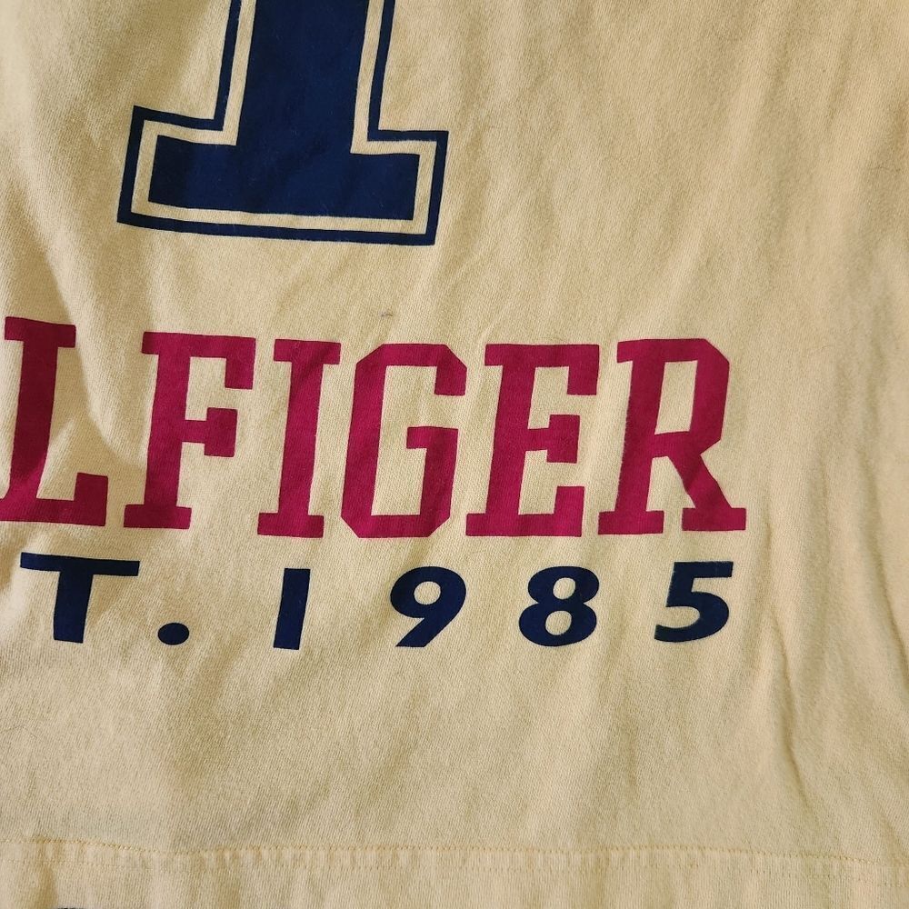 Tommy Hilfiger T Shirt Mens Large Yellow Large Graphic Short Sleeve Top - Picture 6 of 6